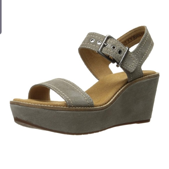 clarks suede wedge sandals